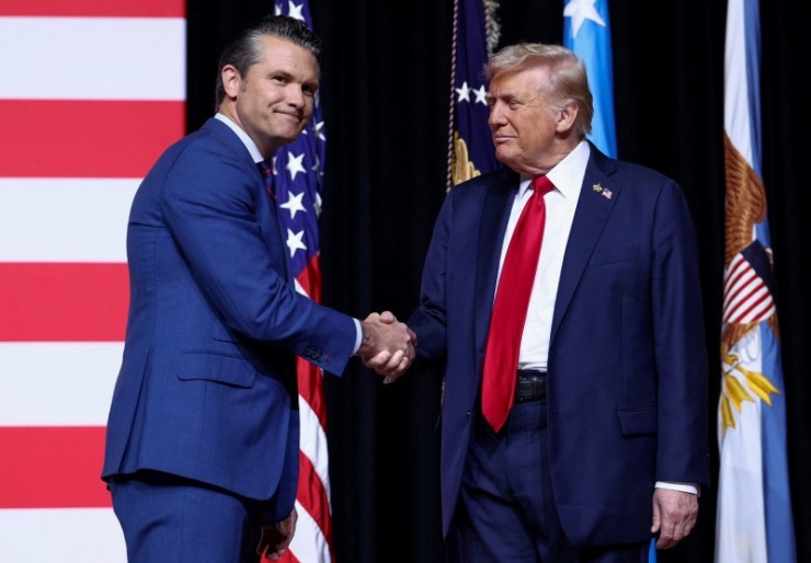 President Trump and Secretary Hegseth at an event in Quantico on September 30. Photo: GettyImages